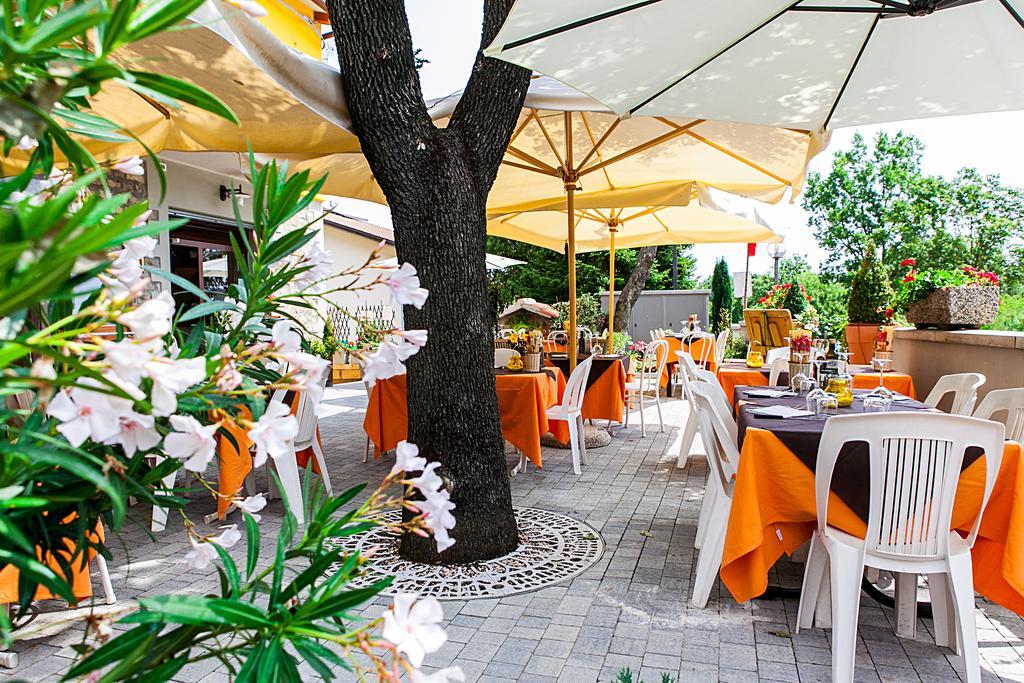 Osteria Da Cesare E Locanda Castel San Pietro Terme Exterior photo